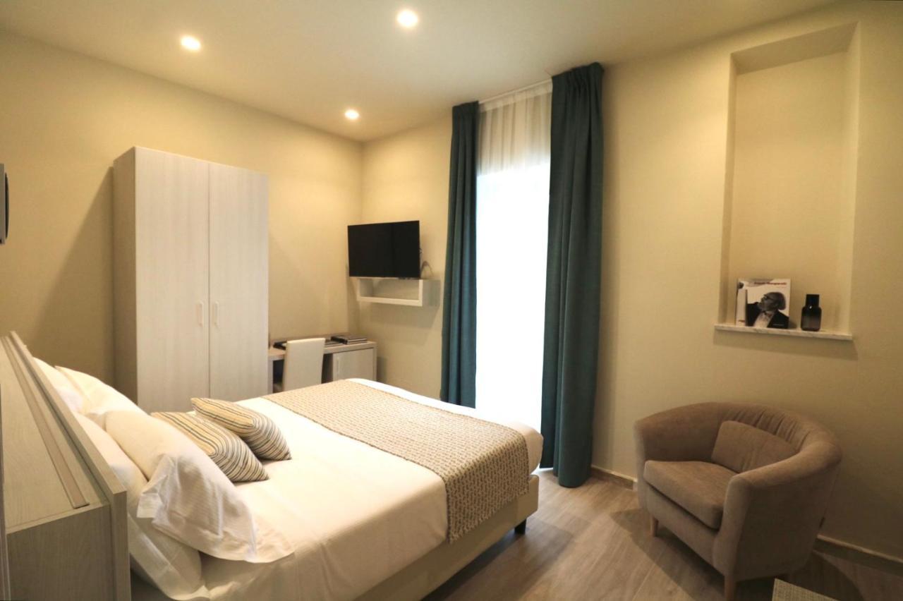 Doride Suites Boutique Hotel Marina Di Carrara Exterior photo