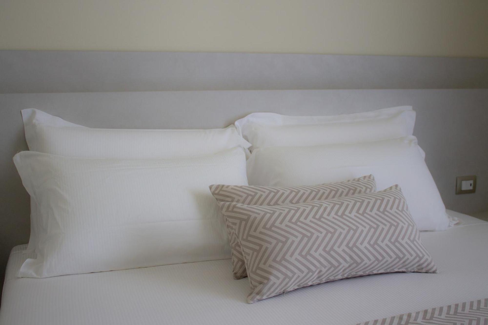 Doride Suites Boutique Hotel Marina Di Carrara Exterior photo